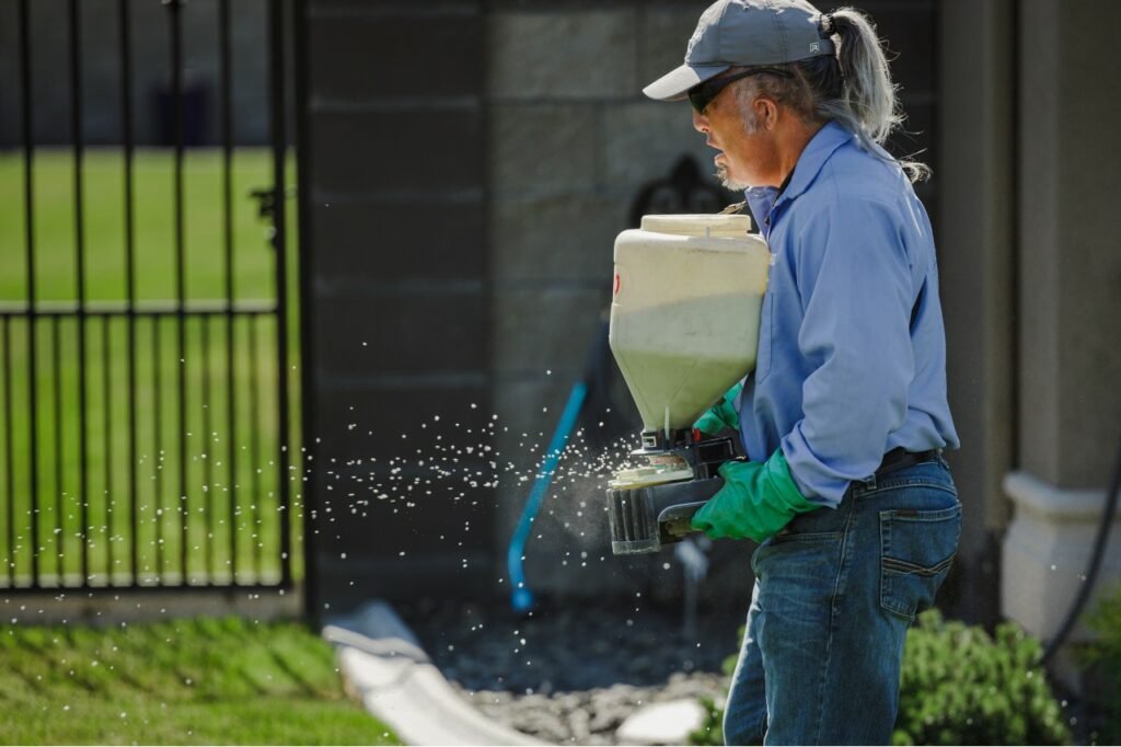 9 reasons you need routine lawn care maintenance