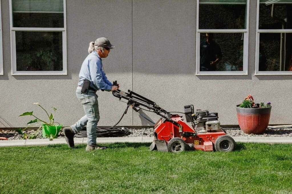 summer lawn maintenance services Colonial Lawn and Garden