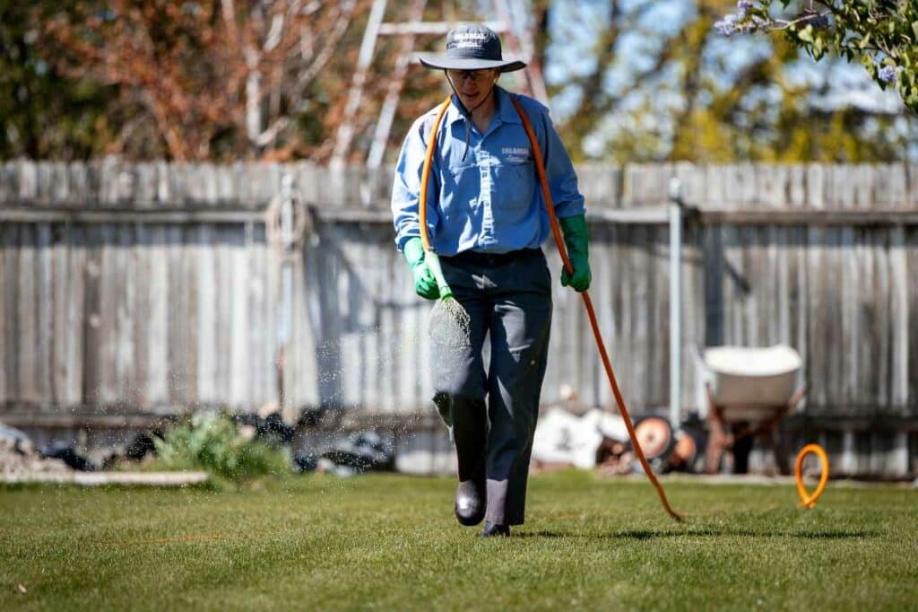 Colonial Lawn & Garden pet friendly lawn treatment solutions