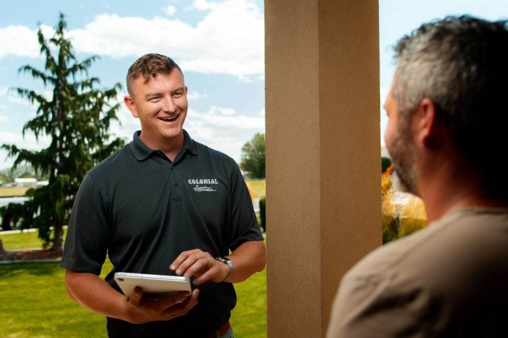 commercial lawn maintenance providers